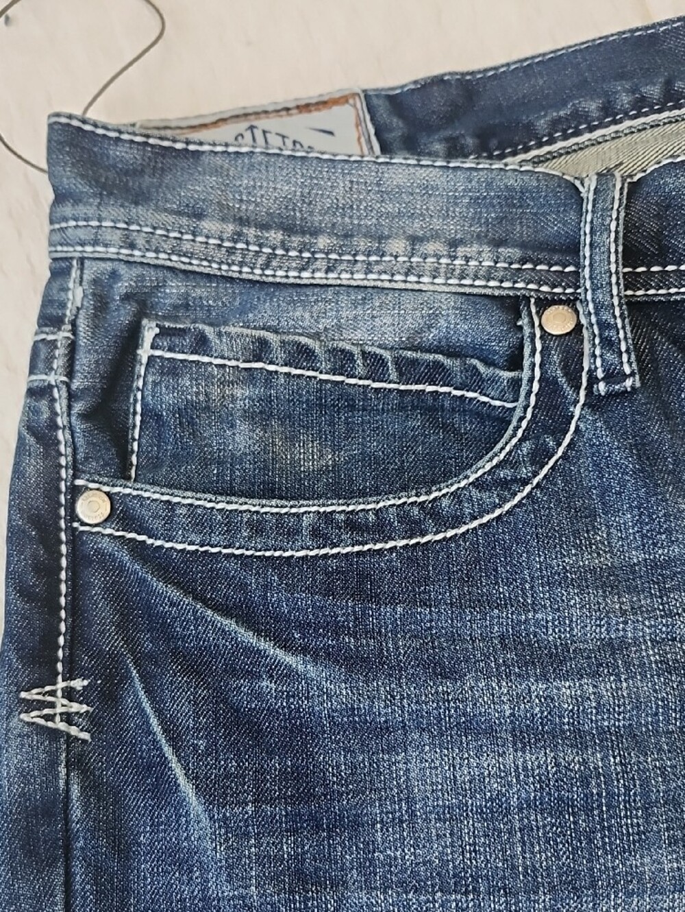 Stetson Men's Rocks Fit Bootcut Denim Jeans Thick Stitch Frayed X Size 38x38 - Picture 9 of 15